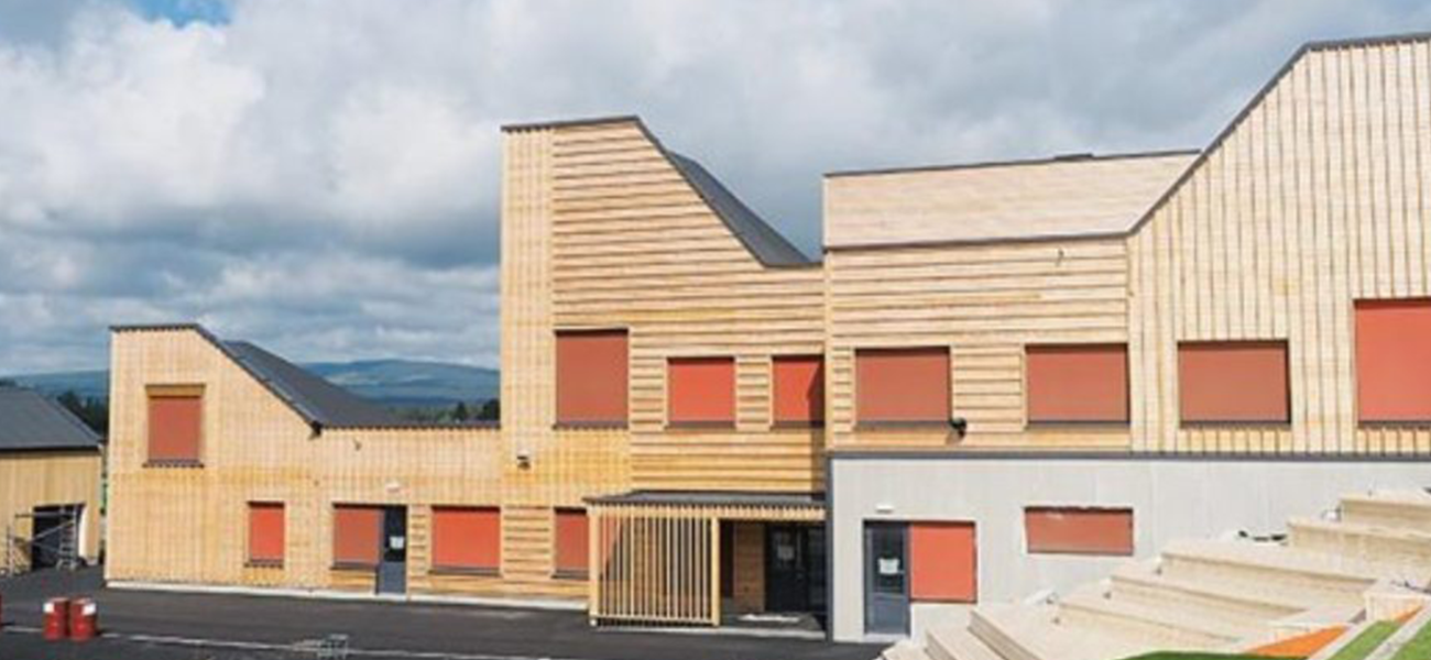Miljøvennlige Ydalir Skole og barneskole bygget med armering fra Norsk Stål